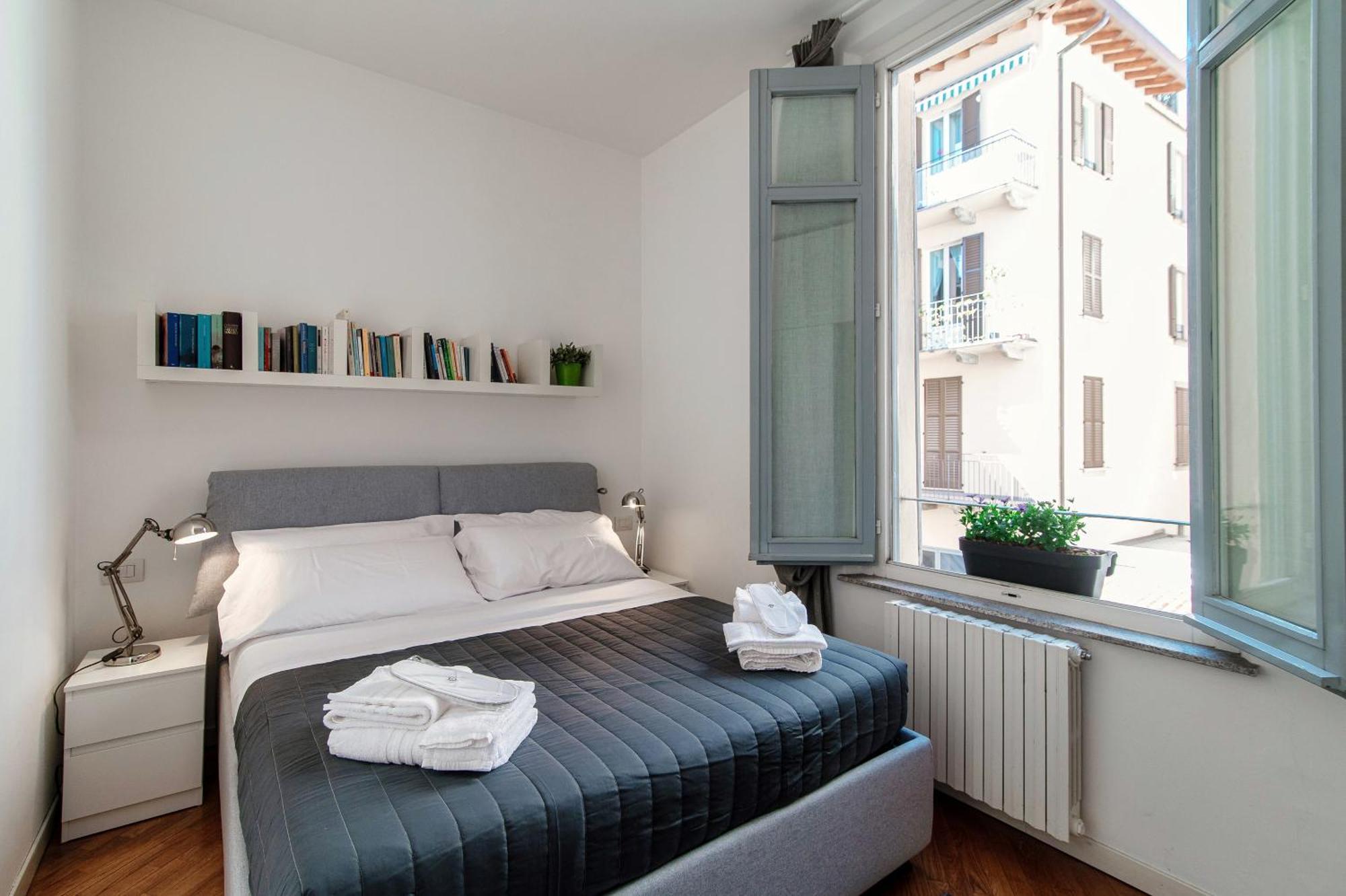 Vittorio Emanuele Apartment - Downtown Como Buitenkant foto